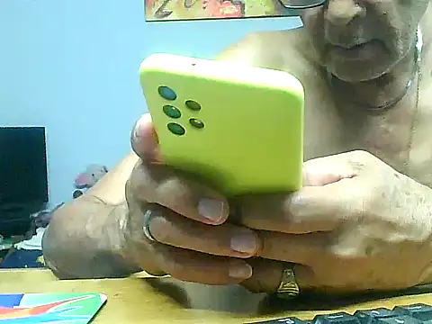 dirtysluttyfist online show from December 1, 2025, 5:36 pm