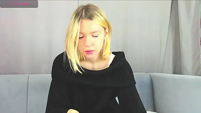 Monisees online show from November 20, 2025, 2:45 am