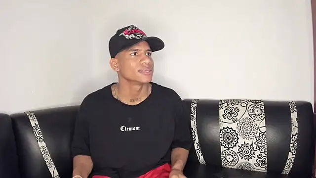 JUANBIGCOCK21CM online show from April 8, 2026, 6:53 pm