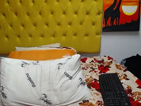Snapshot of JuiceLips88 chatting on June 24, 2026, 3:21 pm JuiceLips88 online show from June 24, 2026, 3:21 pm