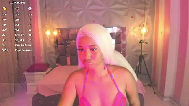 Snapshot of Saloome_collins chatting on November 12, 2025, 4:49 am Saloome collins online show from November 12, 2025, 4:49 am