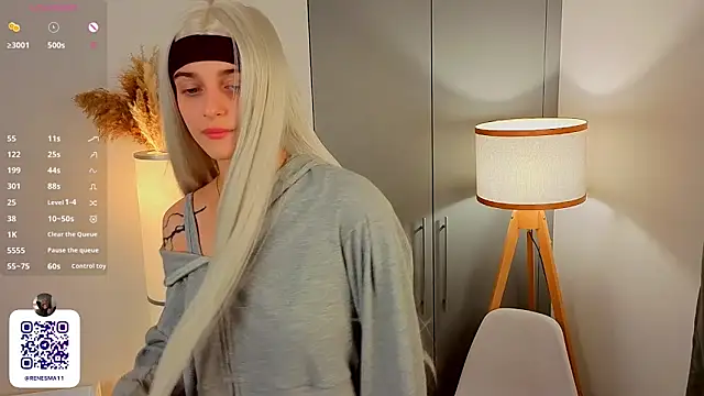 Snapshot of AdameShoyer chatting on November 26, 2025, 10:21 pm AdameShoyer online show from November 26, 2025, 10:21 pm