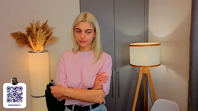 Snapshot of AdameShoyer chatting on November 21, 2025, 9:03 pm AdameShoyer online show from November 21, 2025, 9:03 pm