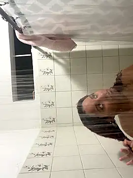 Snapshot of Nicolitalalinda chatting on January 10, 2026, 4:19 am Nicolitalalinda online show from January 10, 2026, 4:19 am