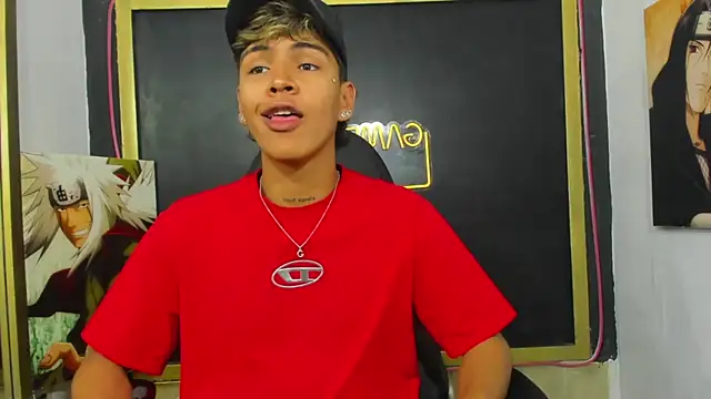 Snapshot of Timmy_Kiing_ chatting on November 30, 2025, 8:31 pm Timmy Kiing online show from November 30, 2025, 8:31 pm