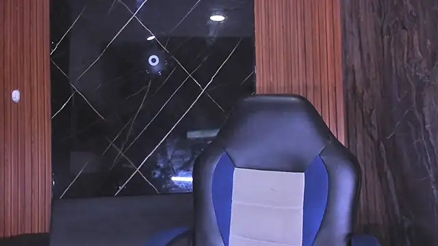 Snapshot of Timmy_Kiing_ chatting on November 22, 2025, 8:40 pm Timmy Kiing online show from November 22, 2025, 8:40 pm