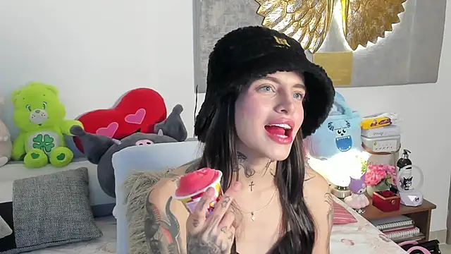 Snapshot of Angeline_smith1 chatting on November 13, 2025, 7:23 am Angeline smith1 online show from November 13, 2025, 7:23 am