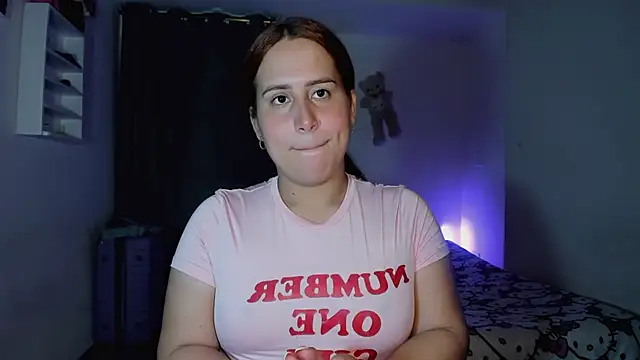 Snapshot of Sofiababyy chatting on July 16, 2026, 12:46 pm Sofiababyy online show from July 16, 2026, 12:46 pm