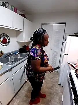 bigbootyney online show from November 8, 2025, 4:49 am