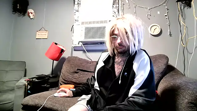 Snapshot of trickydickydaddy chatting on May 29, 2026, 5:35 am trickydickydaddy online show from May 29, 2026, 5:35 am
