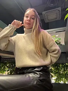 SashaCatt online show from February 15, 2026, 7:51 am