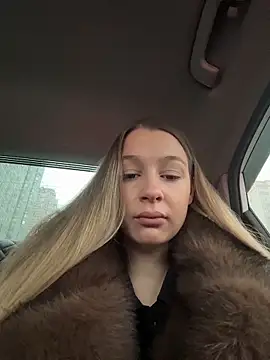 SashaCatt online show from November 29, 2025, 8:25 am