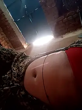 Karina jann online show from April 15, 2026, 7:25 am