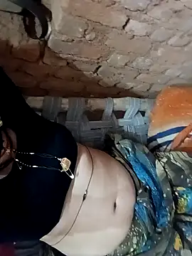 Karina jann online show from March 17, 2026, 8:39 am