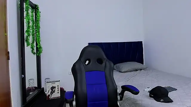 Snapshot of trevor_belmontt chatting on November 30, 2025, 2:56 am trevor belmontt online show from November 30, 2025, 2:56 am