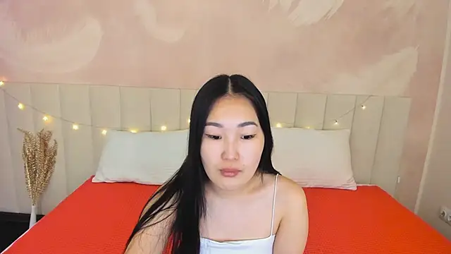 Snapshot of LanaMeiz chatting on November 13, 2025, 9:24 am LanaMeiz online show from November 13, 2025, 9:24 am