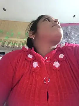 Hot suini online show from January 19, 2026, 11:03 am