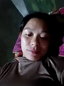 Snapshot of Lyla_john chatting on February 10, 2026, 1:43 pm Lyla john online show from February 10, 2026, 1:43 pm