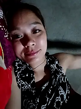 Snapshot of Lyla_john chatting on February 18, 2026, 1:29 pm Lyla john online show from February 18, 2026, 1:29 pm