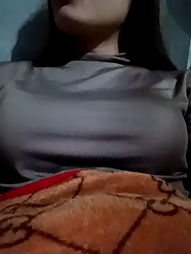 Snapshot of Lyla_john chatting on January 17, 2026, 12:42 pm Lyla john online show from January 17, 2026, 12:42 pm