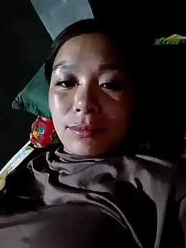 Snapshot of Lyla_john chatting on February 16, 2026, 3:10 pm Lyla john online show from February 16, 2026, 3:10 pm