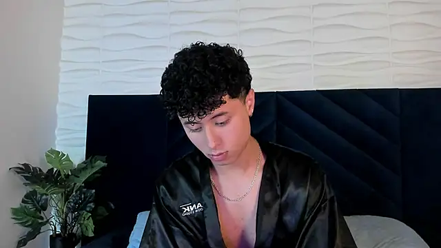 Noah dupont  online show from January 5, 2026, 5:27 pm