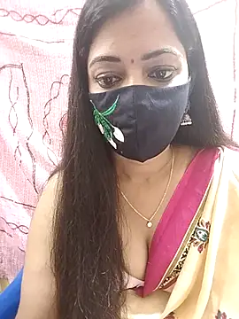 Honeya96 online show from November 30, 2025, 5:52 am