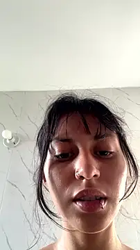 Snapshot of Tamara_Aluna_ chatting on August 4, 2026, 12:42 pm Tamara Aluna online show from August 4, 2026, 12:42 pm