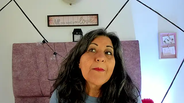 Snapshot of Victoriaa_Anderson chatting on February 12, 2026, 2:28 pm Victoriaa Anderson online show from February 12, 2026, 2:28 pm