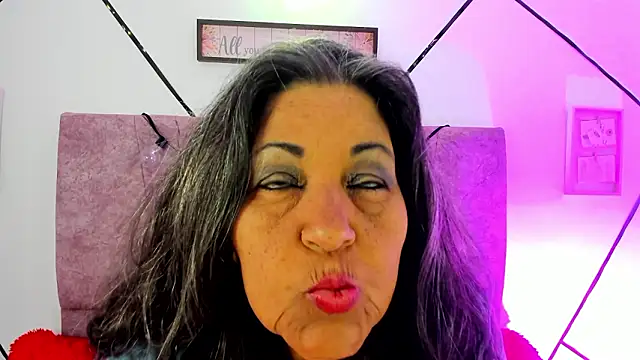 Snapshot of Victoriaa_Anderson chatting on February 23, 2026, 9:26 pm Victoriaa Anderson online show from February 23, 2026, 9:26 pm