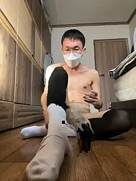 stockingsfixedposition online show from November 10, 2025, 5:34 am