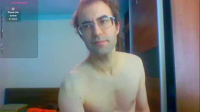 Snapshot of albertpassive chatting on May 18, 2026, 9:52 pm albertpassive online show from May 18, 2026, 9:52 pm