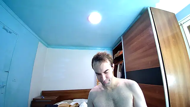 Snapshot of albertpassive chatting on June 8, 2026, 1:11 pm albertpassive online show from June 8, 2026, 1:11 pm