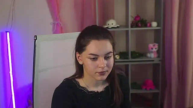 FrancescaCavaliere online show from March 28, 2026, 9:32 am