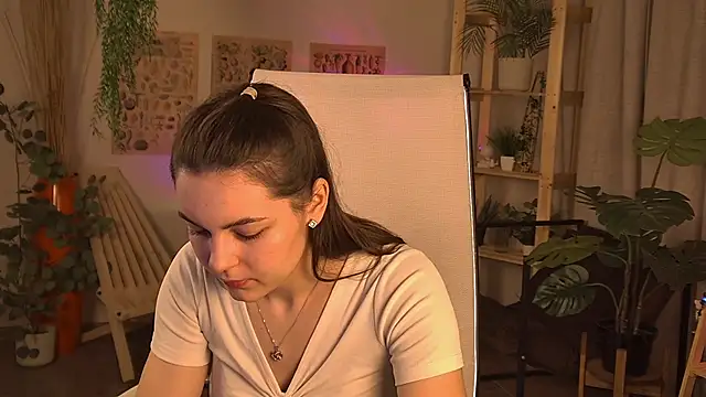 Snapshot of FrancescaCavaliere chatting on February 27, 2026, 9:31 am FrancescaCavaliere online show from February 27, 2026, 9:31 am