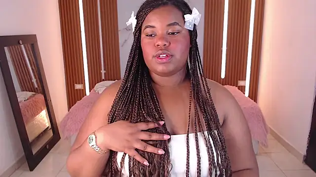 Jhann  online show from November 12, 2025, 7:51 pm