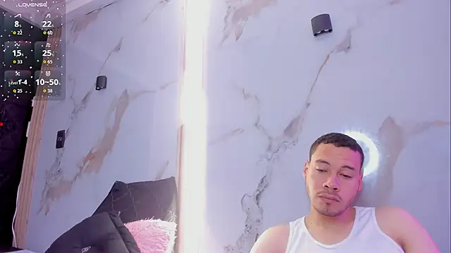 Aron and molly online show from February 25, 2026, 12:16 pm