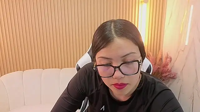 Snapshot of venus_velvet_tp chatting on December 1, 2025, 7:37 pm venus velvet tp online show from December 1, 2025, 7:37 pm