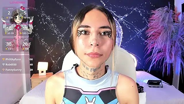 Snapshot of bellacrawford_ chatting on December 1, 2025, 6:03 am bellacrawford online show from December 1, 2025, 6:03 am