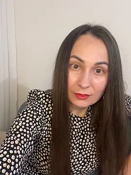 NikaGold7725 online show from November 9, 2025, 9:08 pm