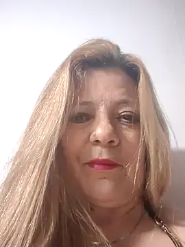 karlaanqui1 online show from March 15, 2026, 9:27 am