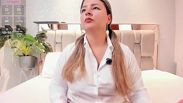 Hannapret   online show from November 14, 2025, 8:45 pm