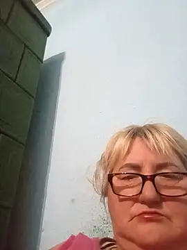 MilaTamila456 online show from November 17, 2025, 5:39 pm