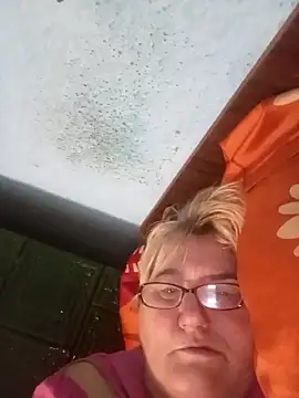 MilaTamila456 online show from November 23, 2025, 7:24 pm