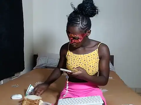 Snapshot of WettLyn chatting on January 15, 2026, 5:33 am WettLyn online show from January 15, 2026, 5:33 am