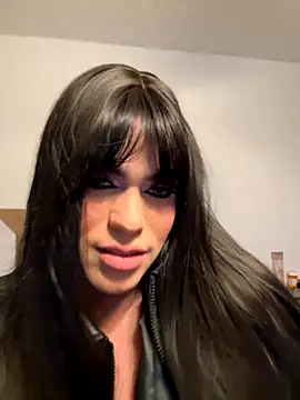 Snapshot of rikiisaac5 chatting on November 10, 2025, 1:43 am rikiisaac5 online show from November 10, 2025, 1:43 am