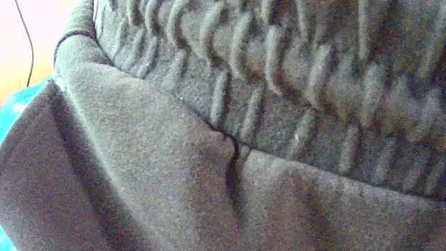 Lnghorn1614 online show from April 14, 2026, 6:13 pm