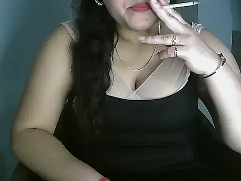 Snapshot of shreya_saxena_01 chatting on February 25, 2026, 6:46 am shreya saxena 01 online show from February 25, 2026, 6:46 am