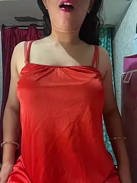 Snapshot of Red_Queen_11 chatting on July 10, 2026, 6:30 pm Red Queen 11 online show from July 10, 2026, 6:30 pm