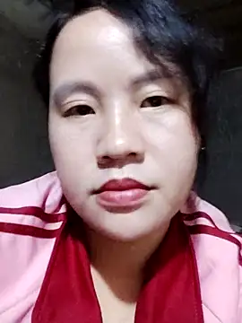 yelow-bee online show from November 10, 2025, 4:23 pm